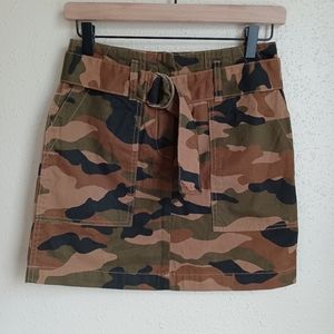 Divided H&M 100% Cotton Camo Mini Skirt with Belt Size 4